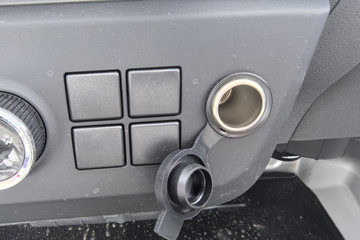 ������Խ ���� �콢�� 1.6L���� 120���� ������5�� 3.8�׵�������΢��ͼƬ