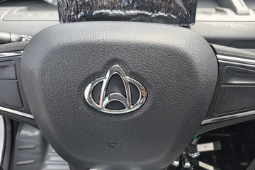 ������Խ ���� �콢�� 1.6L���� 120���� ������5�� 3.8�׵�������΢��ͼƬ
