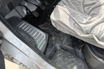 ������Խ ���� �콢�� 1.6L���� 120���� ������5�� 3.8�׵�������΢��ͼƬ