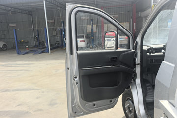 ������Խ ���� �콢�� 1.6L���� 120���� ������5�� 3.8�׵�������΢��ͼƬ