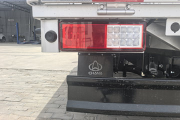 ������Խ ���� �콢�� 1.6L���� 120���� ������5�� 3.8�׵�������΢��ͼƬ