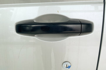 ���� ����V1 1.6L 122���� ���� 2.3��˫�Ų�դʽ΢��(��̥)ͼƬ