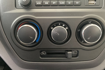 ���� ����V1 1.6L 122���� ���� 2.3��˫�Ų�դʽ΢��(��̥)ͼƬ