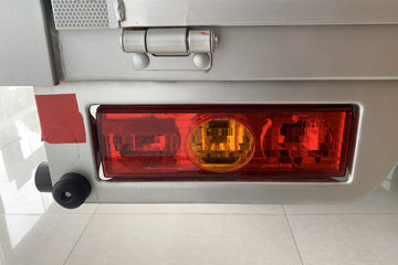 ���� ����V1 1.6L 122���� ���� 2.3��˫�Ų�դʽ΢��(��̥)ͼƬ