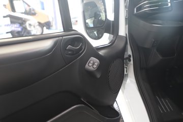 �������� ��˳ 2023�� ������ 146���� 6�� ���� 2.0T���� �߶�����;���ó�(����)ͼƬ