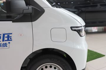 ����E��˳ 2025�� ������ ���綯 7�� 5.185�������ж���� 53.58kWhͼƬ