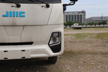 ����E˳�� 3.7�׵��Ŵ��綯�����Ῠ ʱ���°�63.75kWhͼƬ