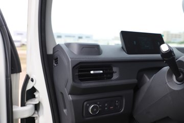 ����E˳�� 3.7�׵��Ŵ��綯�����Ῠ ʱ���°�63.75kWhͼƬ