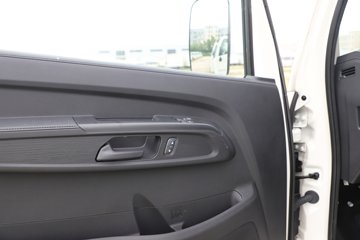 ����E˳�� 3.7�׵��Ŵ��綯�����Ῠ ʱ���°�63.75kWhͼƬ