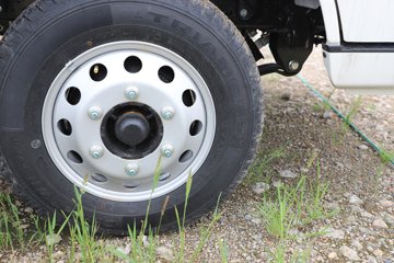 ����E˳�� 3.7�׵��Ŵ��綯�����Ῠ ʱ���°�63.75kWhͼƬ