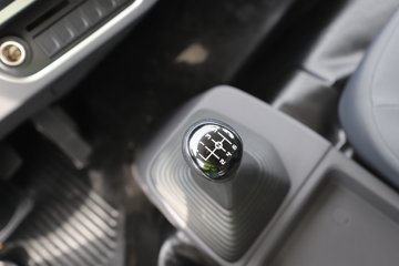 ������������ 2.5L���� 174���� ������6�� 4.2�׵�����ʽ�ῨͼƬ