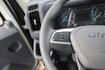 ������������ 2.5L���� 174���� ������6�� 4.2�׵�����ʽ�ῨͼƬ