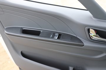 ������������ 2.5L���� 174���� ������6�� 4.2�׵�����ʽ�ῨͼƬ