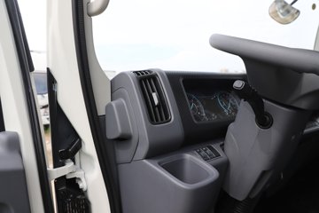 ������������ 2.5L���� 174���� ������6�� 4.2�׵�����ʽ�ῨͼƬ