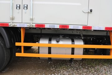 ������������ 2.5L���� 174���� ������6�� 4.2�׵�����ʽ�ῨͼƬ