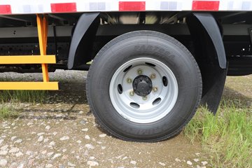������������ 2.5L���� 174���� ������6�� 4.2�׵�����ʽ�ῨͼƬ