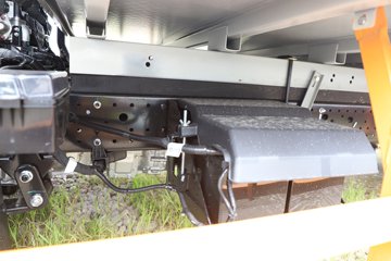 ������������ 2.5L���� 174���� ������6�� 4.2�׵�����ʽ�ῨͼƬ