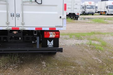������������ 2.5L���� 174���� ������6�� 4.2�׵�����ʽ�ῨͼƬ