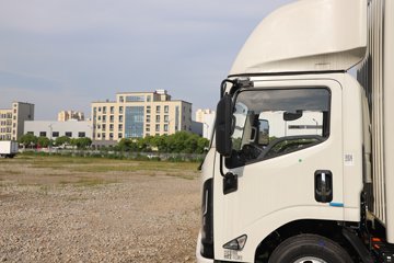 ������������E·�� 4.2�׵��Ŵ��綯��ʽ�Ῠ ����ʱ��100.09kWhͼƬ