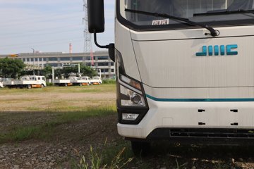 ������������E·�� 4.2�׵��Ŵ��綯��ʽ�Ῠ ����ʱ��100.09kWhͼƬ