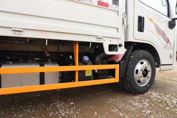 ����ȫ��˳�� ��׼�� 2.5L���� 136���� ������5�� 3.7�׵��������ῨͼƬ