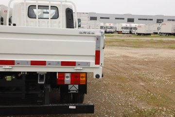 ����ȫ��˳�� ��׼�� 2.5L���� 136���� ������5�� 3.7�׵��������ῨͼƬ