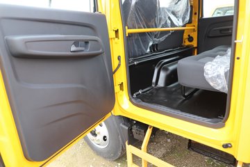 ���� ȫ��˳��խ�� ��׼�� 2.5L���� 136���� ������5�� 3.2��˫�������ῨͼƬ