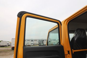 ���� ȫ��˳��խ�� ��׼�� 2.5L���� 136���� ������5�� 3.2��˫�������ῨͼƬ