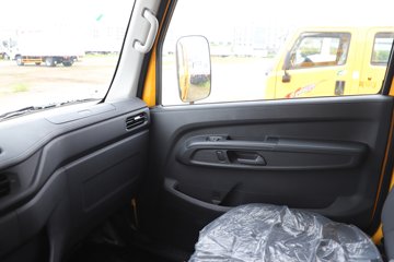 ���� ȫ��˳��խ�� ��׼�� 2.5L���� 136���� ������5�� 3.2��˫�������ῨͼƬ