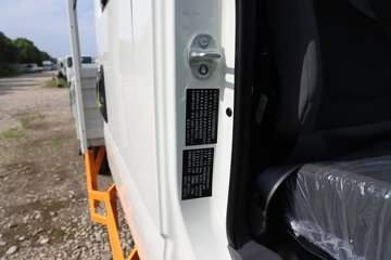 ���忭��+���� 2.5L���� 156���� 6�� 3.2��˫�������ῨͼƬ