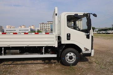 ����E·�� Max ���� ��ɲ 4.2�׵��Ŵ��綯�����Ῠ ����ʱ��140.41kWhͼƬ
