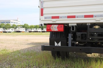 ����E·�� Max ���� ��ɲ 4.2�׵��Ŵ��綯�����Ῠ ����ʱ��140.41kWhͼƬ