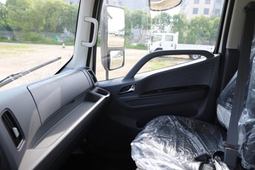 ����E·�� Max ���� ��ɲ 4.2�׵��Ŵ��綯�����Ῠ ����ʱ��140.41kWhͼƬ