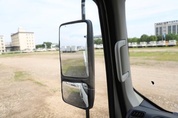 ����E·�� Max ���� ��ɲ 4.2�׵��Ŵ��綯�����Ῠ ����ʱ��140.41kWhͼƬ