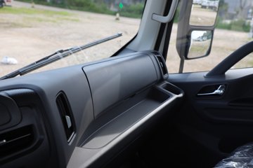 ����E·�� Max ���� ��ɲ 4.2�׵��Ŵ��綯�����Ῠ ����ʱ��140.41kWhͼƬ