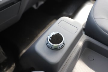 ����E·�� Max ���� ��ɲ 4.2�׵��Ŵ��綯�����Ῠ ����ʱ��140.41kWhͼƬ