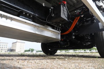 ����E·�� Max ���� ��ɲ 4.2�׵��Ŵ��綯�����Ῠ ����ʱ��140.41kWhͼƬ