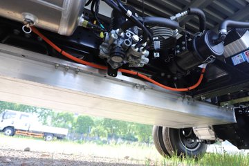 ����E·�� Max ���� ��ɲ 4.2�׵��Ŵ��綯�����Ῠ ����ʱ��140.41kWhͼƬ