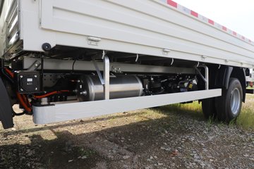 ����E·�� Max ���� ��ɲ 4.2�׵��Ŵ��綯�����Ῠ ����ʱ��140.41kWhͼƬ