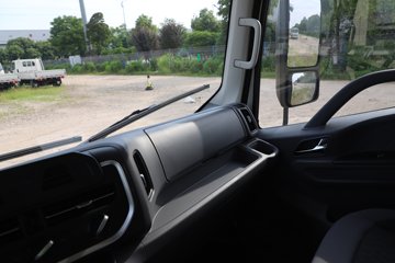 ������������ 2.5L���� 174���� ������6�� 3.2��˫�������ῨͼƬ