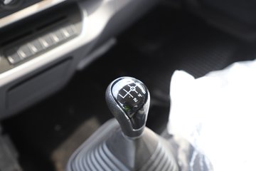 ������������ 2.5L���� 174���� ������6�� 3.2��˫�������ῨͼƬ