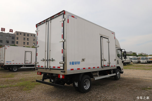 江铃E路达 4X2 4.11米单排纯电动冷藏车 宁德时代140.41kWh