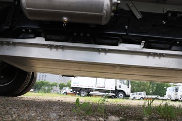 ����E·�� 4X2 4.11�׵��Ŵ��綯��س� ����ʱ��140.41kWhͼƬ