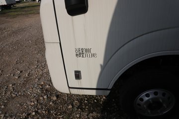 ����E˳�� 2025�� ���綯 4X2 Һɲ 3.8�׵�����ʽ�Ῠ ʱ���°�63.75kWhͼƬ