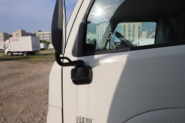 ����E˳�� 2025�� ���綯 4X2 Һɲ 3.8�׵�����ʽ�Ῠ ʱ���°�63.75kWhͼƬ