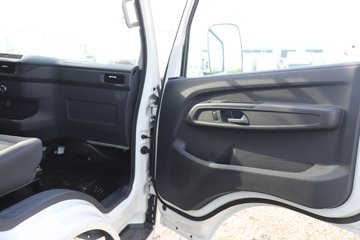 ����E˳�� 2025�� ���綯 4X2 Һɲ 3.8�׵�����ʽ�Ῠ ʱ���°�63.75kWhͼƬ