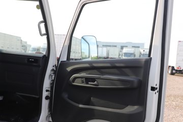 ����E˳�� 2025�� ���綯 4X2 Һɲ 3.8�׵�����ʽ�Ῠ ʱ���°�63.75kWhͼƬ