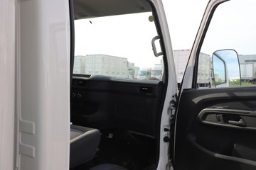 ����E˳�� 2025�� ���綯 4X2 Һɲ 3.8�׵�����ʽ�Ῠ ʱ���°�63.75kWhͼƬ