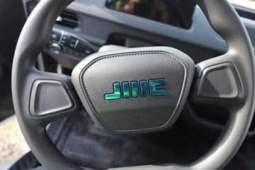 ����E˳�� 2025�� ���綯 4X2 Һɲ 3.8�׵�����ʽ�Ῠ ʱ���°�63.75kWhͼƬ