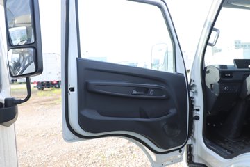 ����E˳�� 2025�� ���綯 4X2 Һɲ 3.8�׵�����ʽ�Ῠ ʱ���°�63.75kWhͼƬ